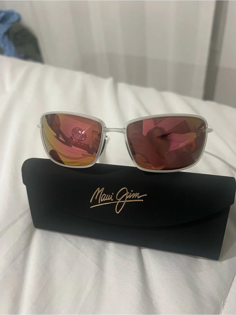 Maui Jim Malu White Frame Sunglasses with Pink/Orange Mirrored Lenses
